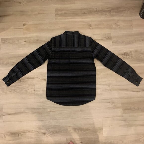 Triple Five Soul Men's Medium heavy cotton button down shirt striped pattern NWT - Picture 2 of 10